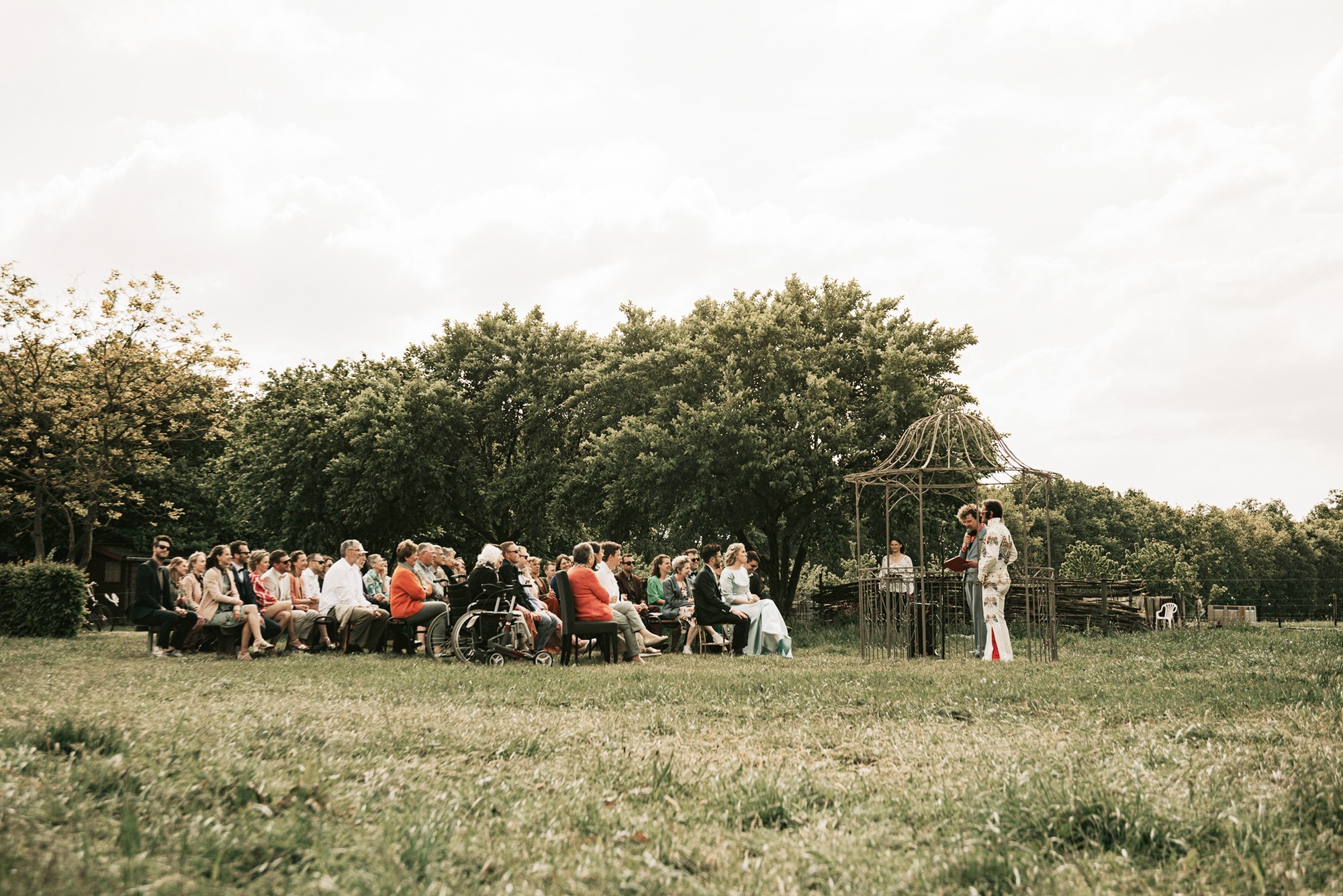 Symbolische ceremonie huwelijk verbintenis