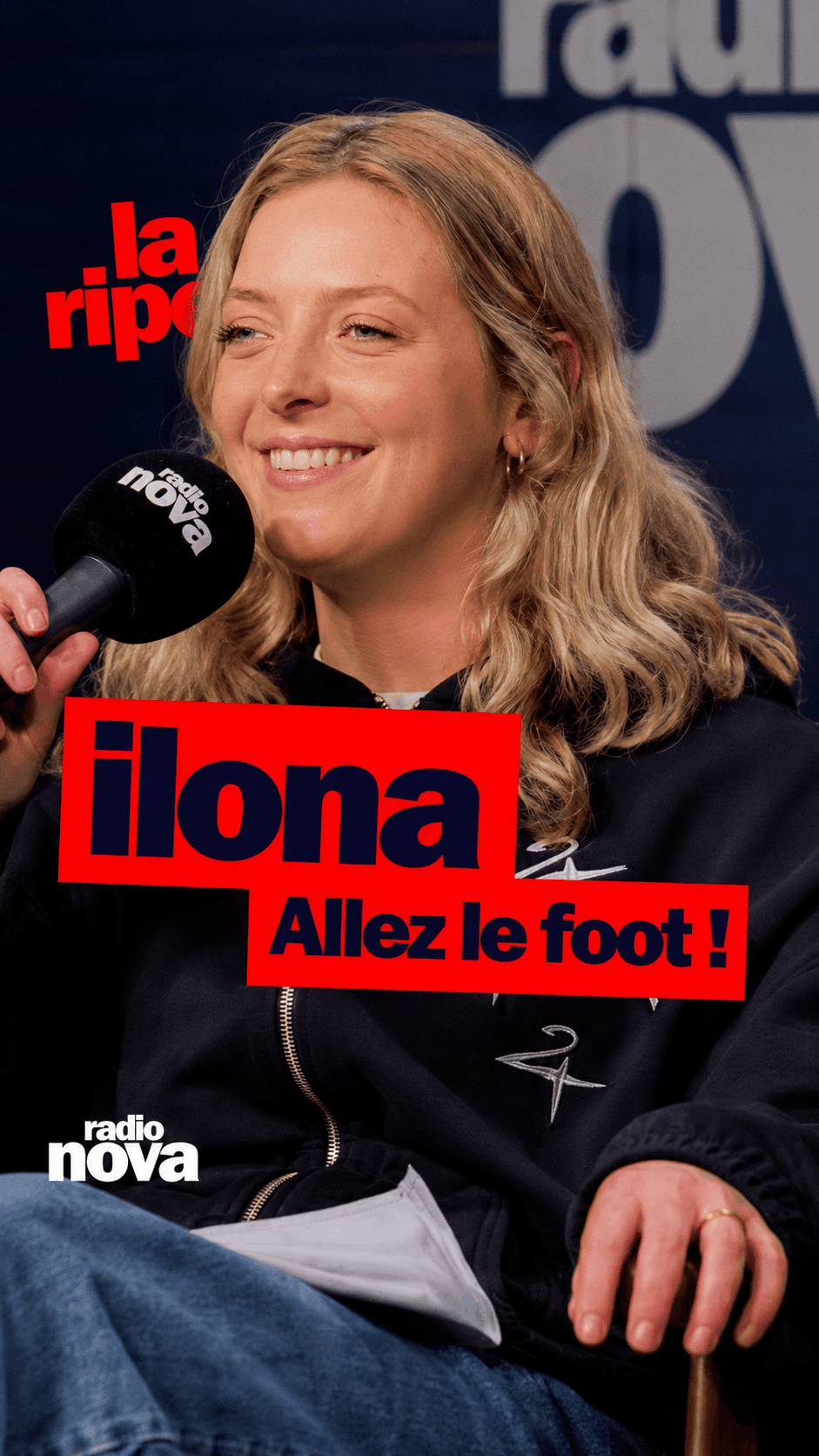 comedienne au micro de radio nova