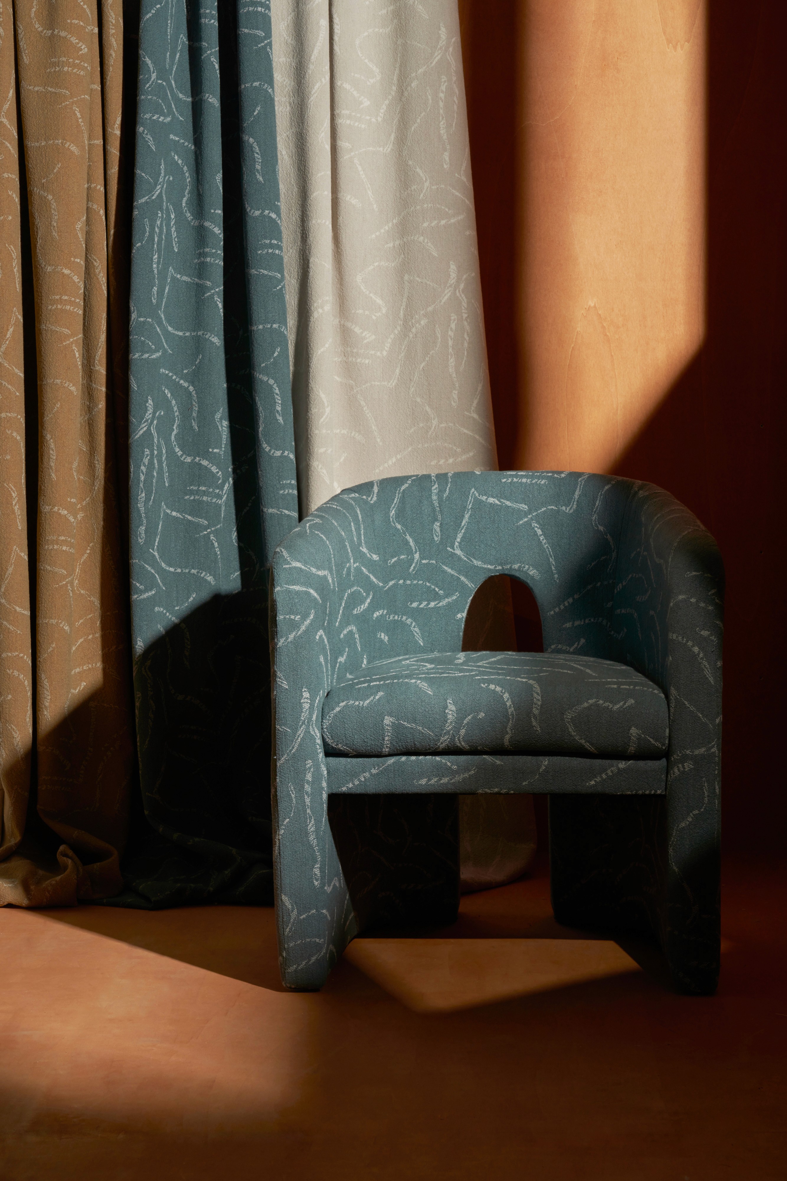 20068 luxury decorative interior textile by Decortex - MateriaVita