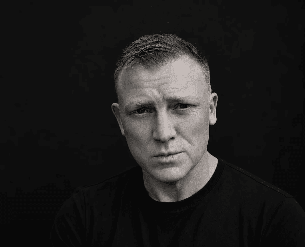 Darren Burr