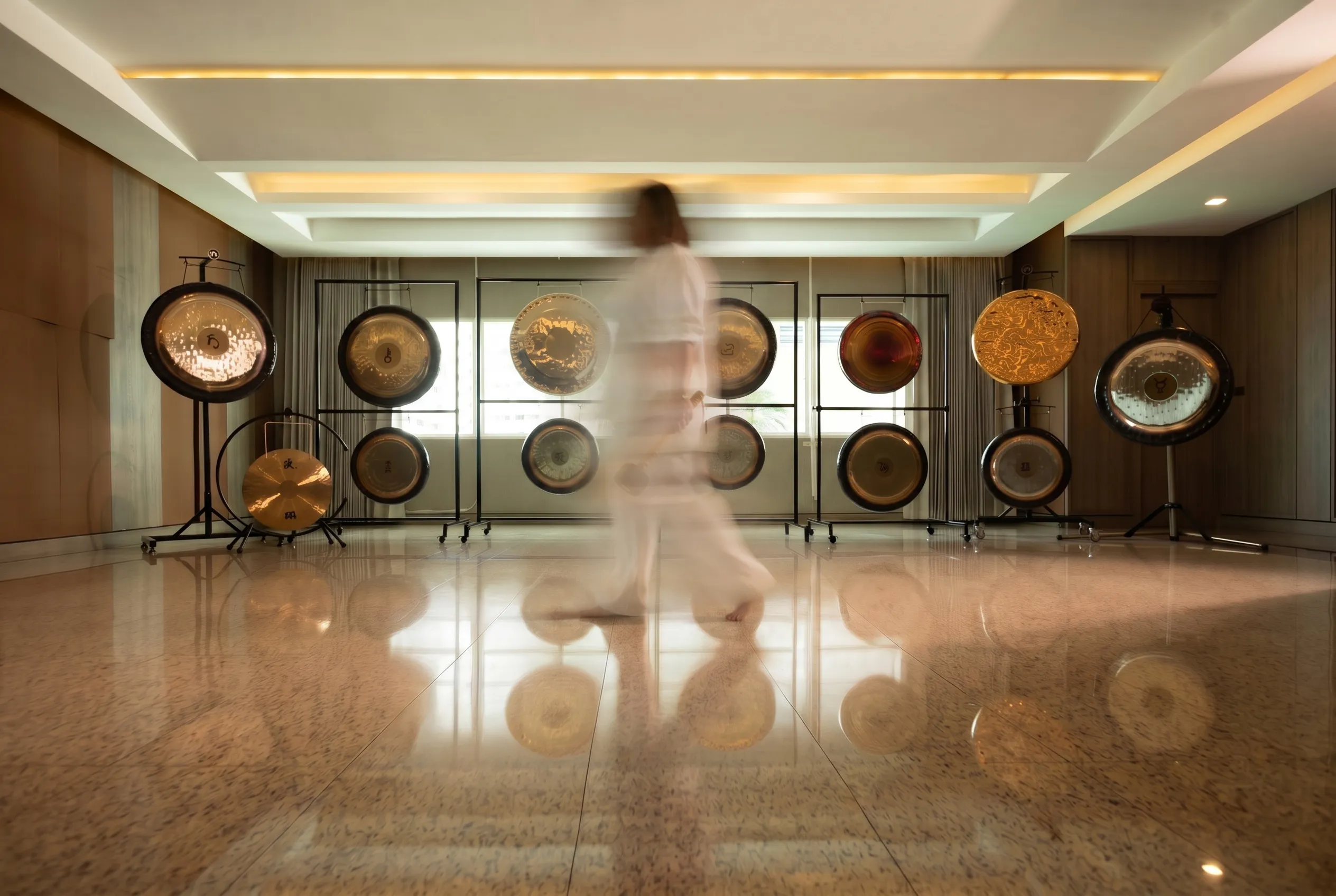 gong-bath-studio-sound-healing-bangkok-01-pree-energy-and-sound-bangkok