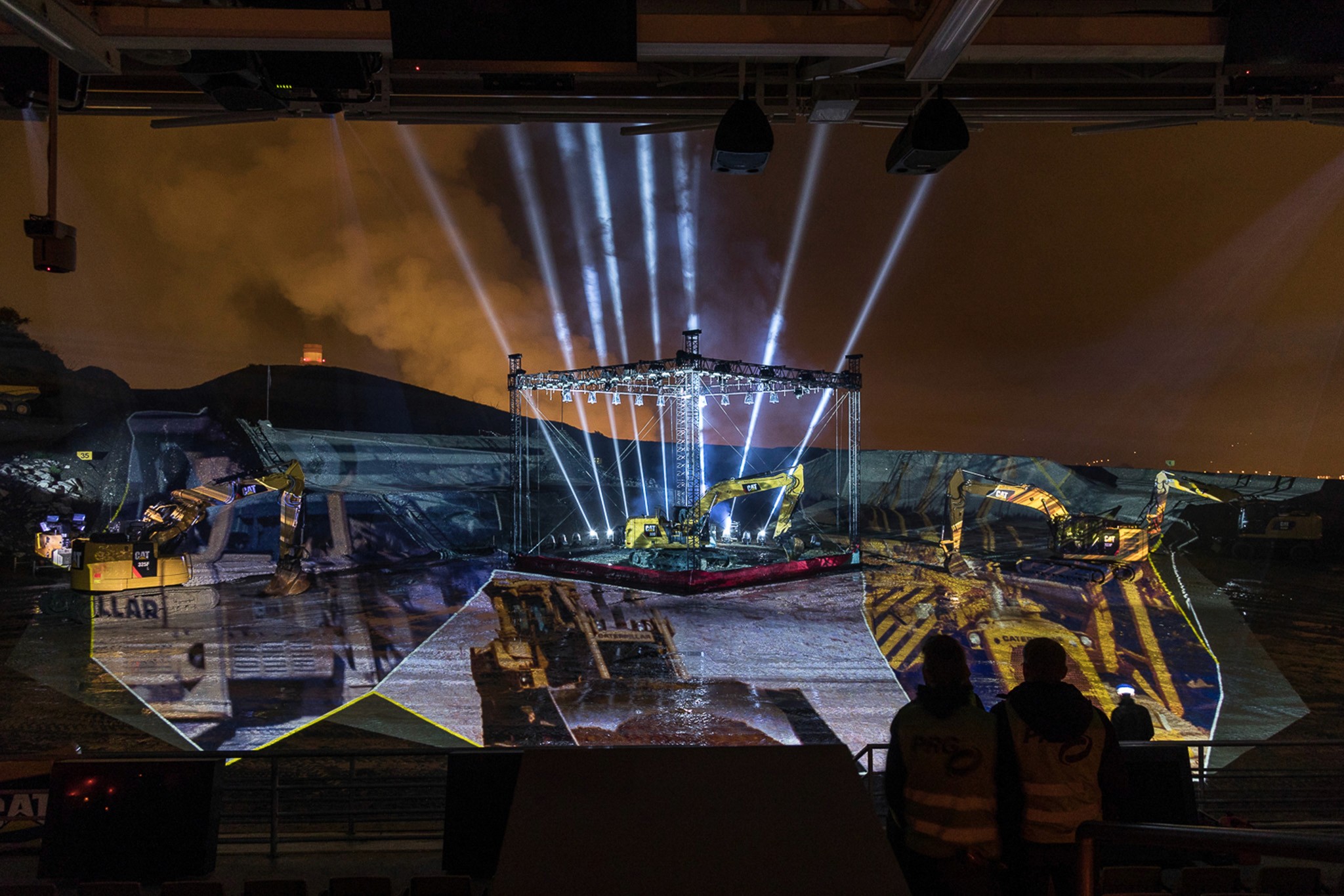Caterpillar - augmented architecture projection mapping
