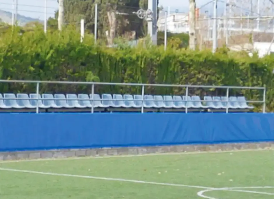 proteccion acolchada para paredes de canchas de futbol