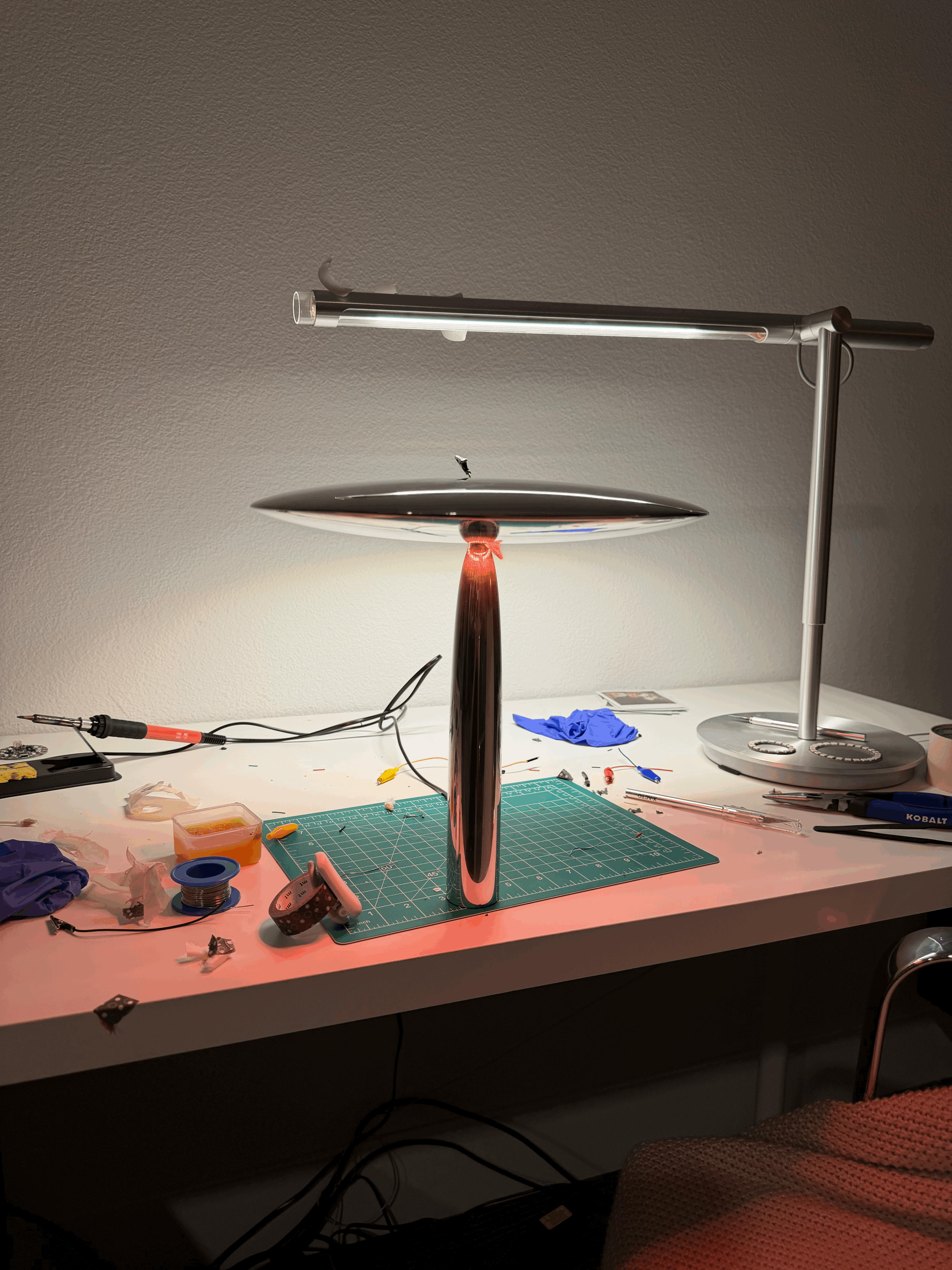 Batch.Works logo over a photo of a box of 3D printed objects