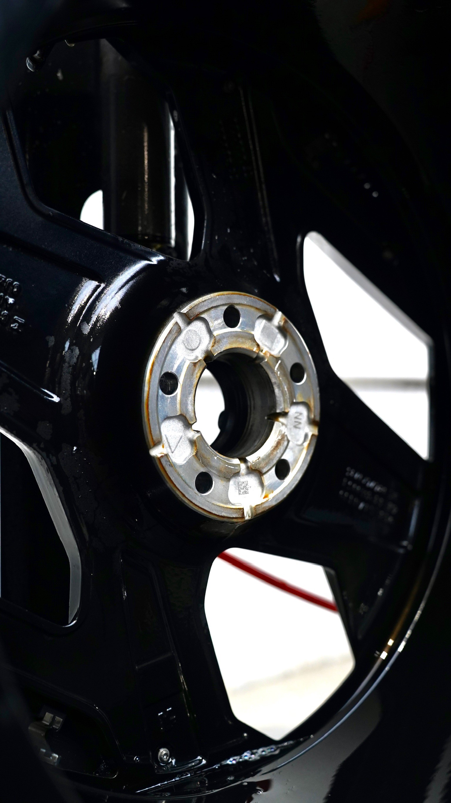 peugeot 408 wheels off clean