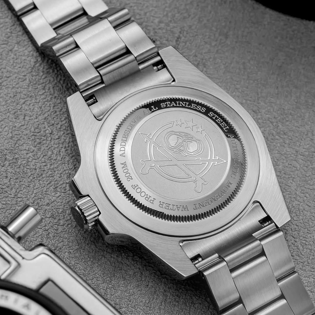 3D watch design involves creating digital models to visualize the watch’s structure, style, and functionality. It focuses on details like the dial, strap, and overall form, ensuring a sleek and functional design before production.