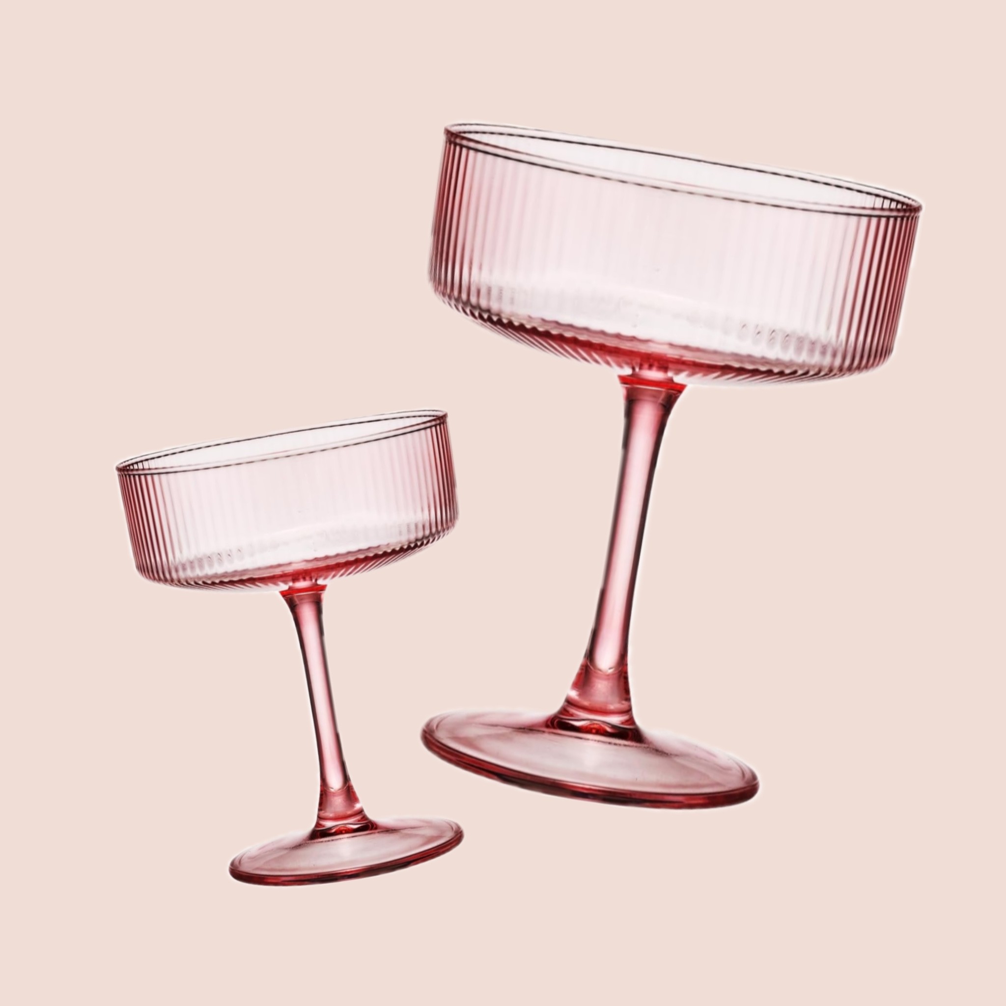 Aesthetic everyday bag for women with a crocodile texture and elegant design, perfect for daily use or special occasions, offering both style and practicality.