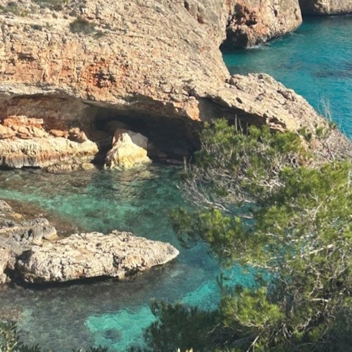 ТАЙНИ МОРСКИ ПЕЩЕРИ