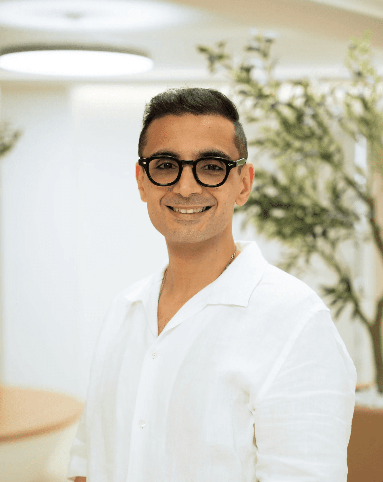 Mag. Hosein VALAI