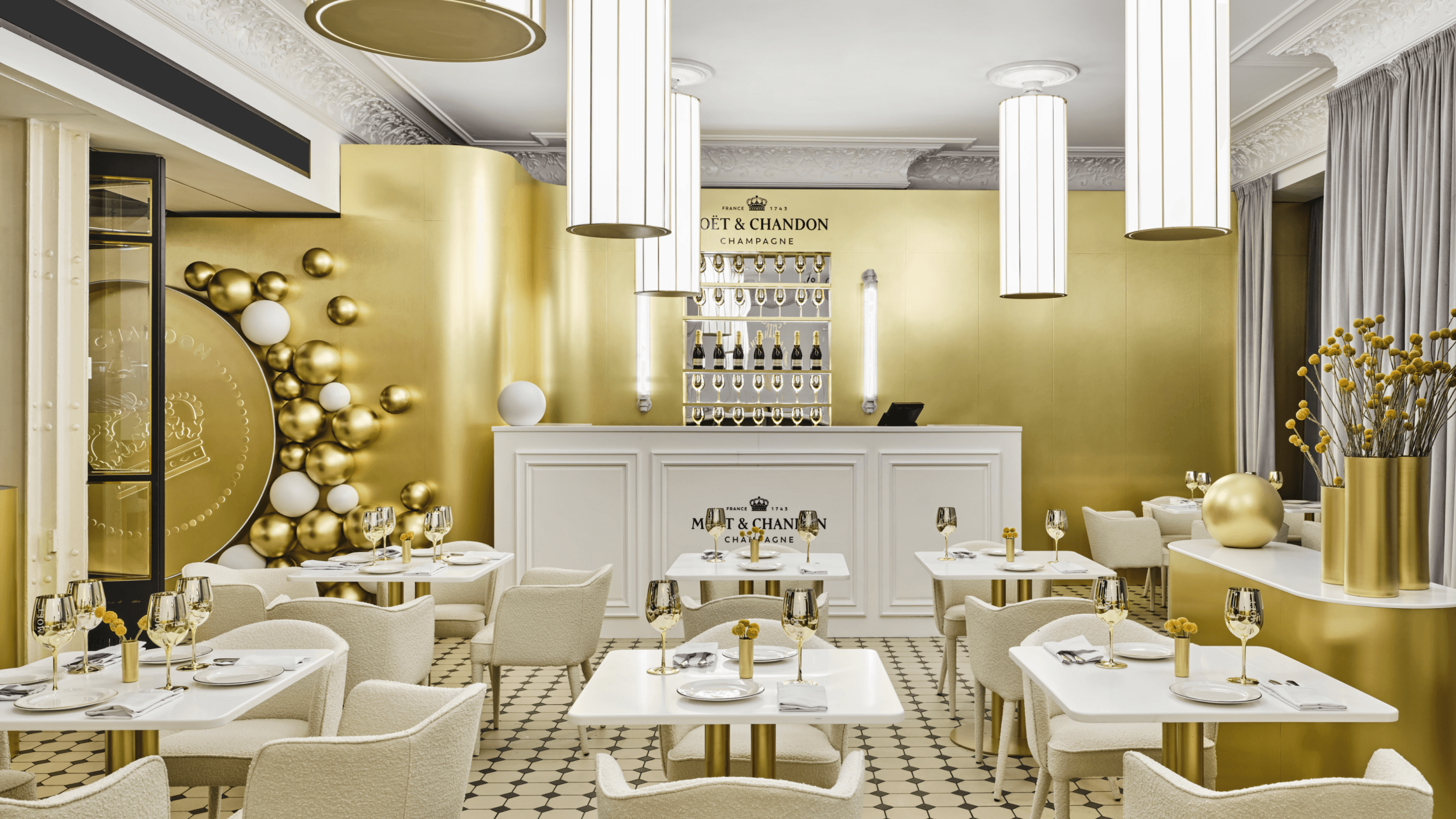 Thsnd Moet Chandon Background