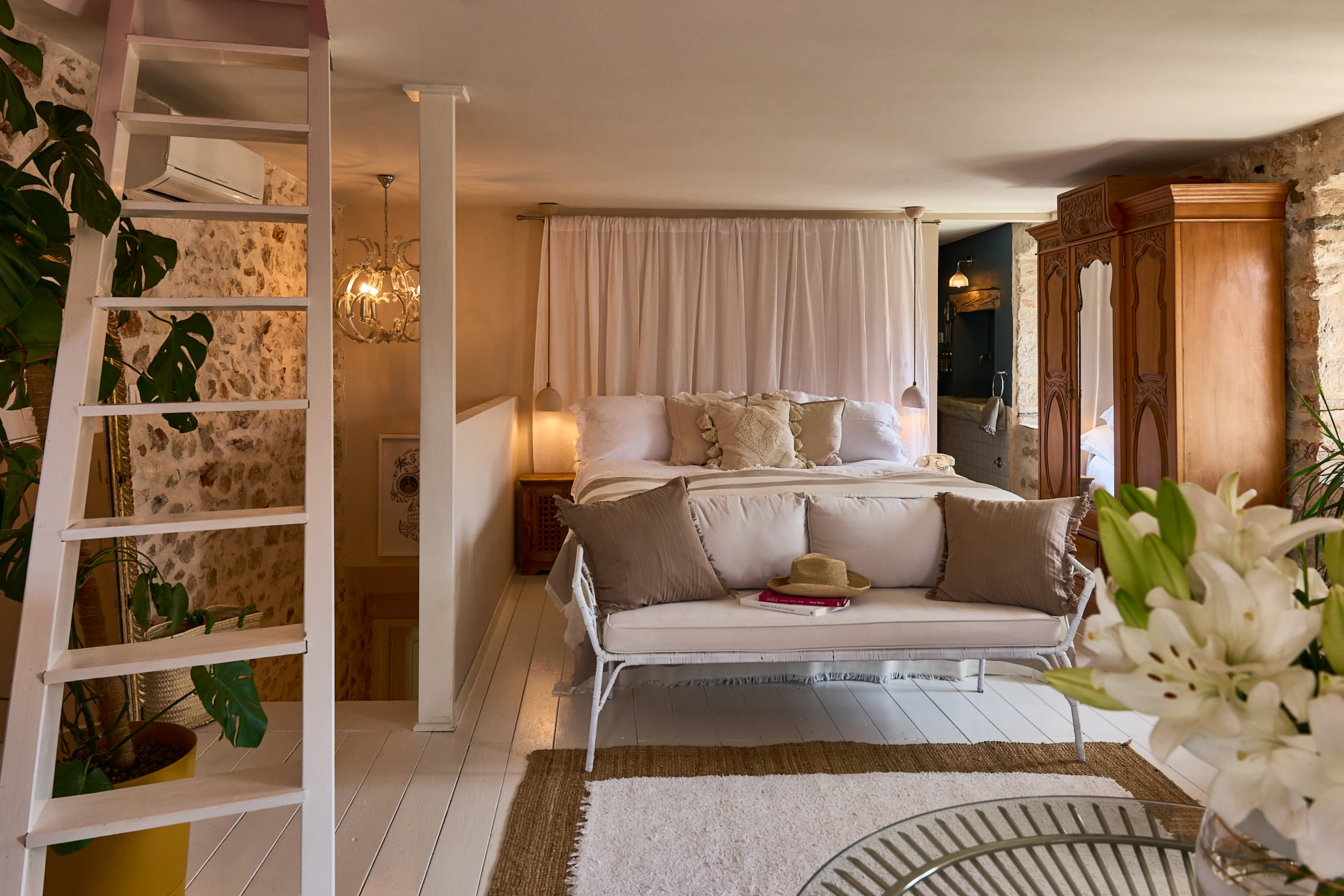 King bedroom with soft linen bedding in the Amanda Suite, Hidden House boutique accommodation, Stari Grad Hvar