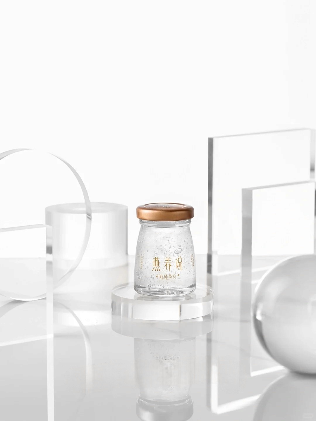 Fresh bird's nest serving photography by Lefty Studio