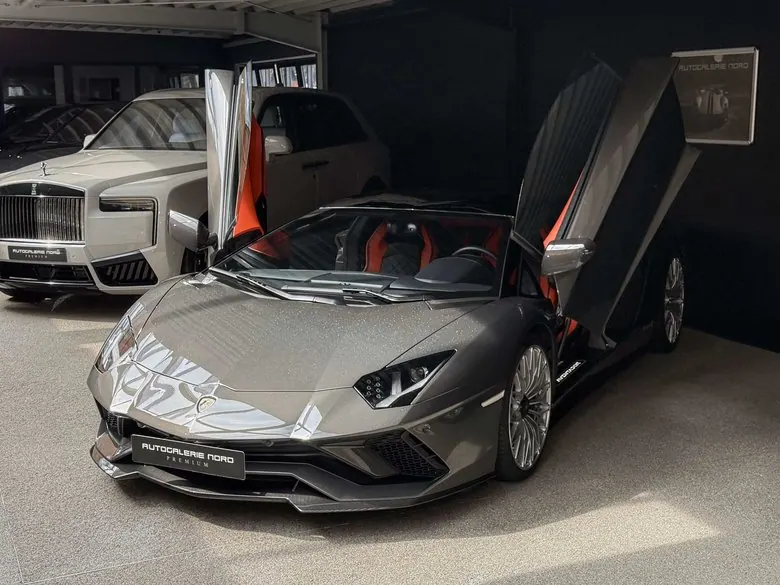 Lamborghini Aventador S Roadster 1 of 1 + AD PERSONAM + Sammler