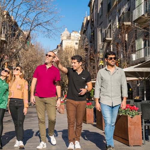 כרטיסים למוזיאון דאלי, בסאלו וגירונה: סיור יומי מברצלונה כולל הסעות בפיגרס