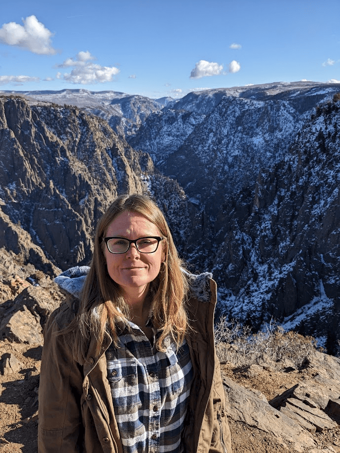 Amanda-Akers-about