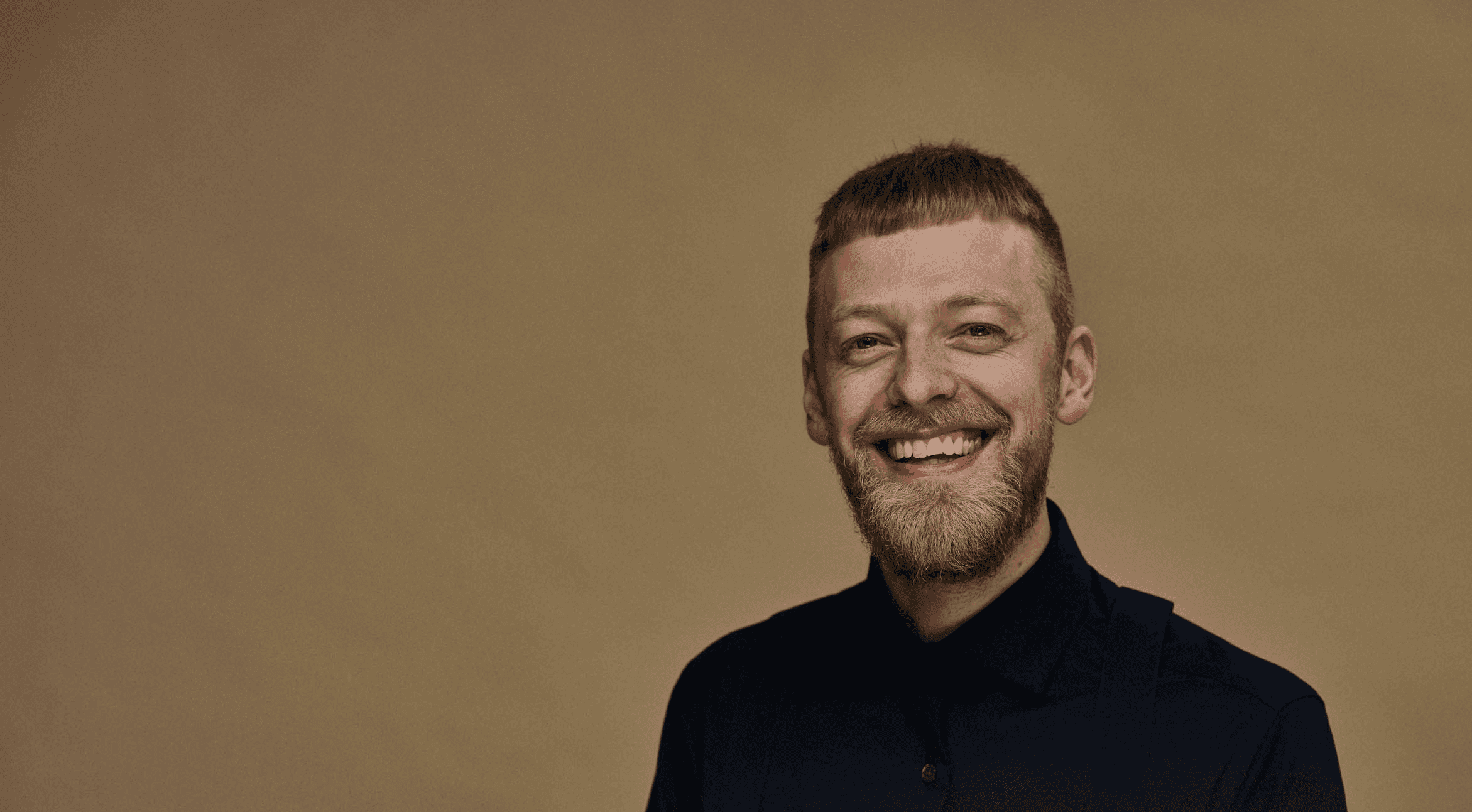 Bag om psykologisk entertainer, hypnotisør og tankelæser Mikkel Karlsen