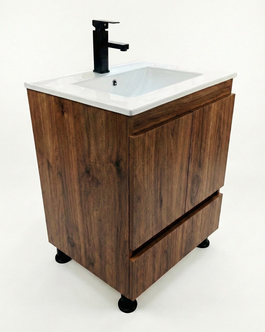 Elegance, acabado Tzalam rojo, lavabo Blanco, Vista principal