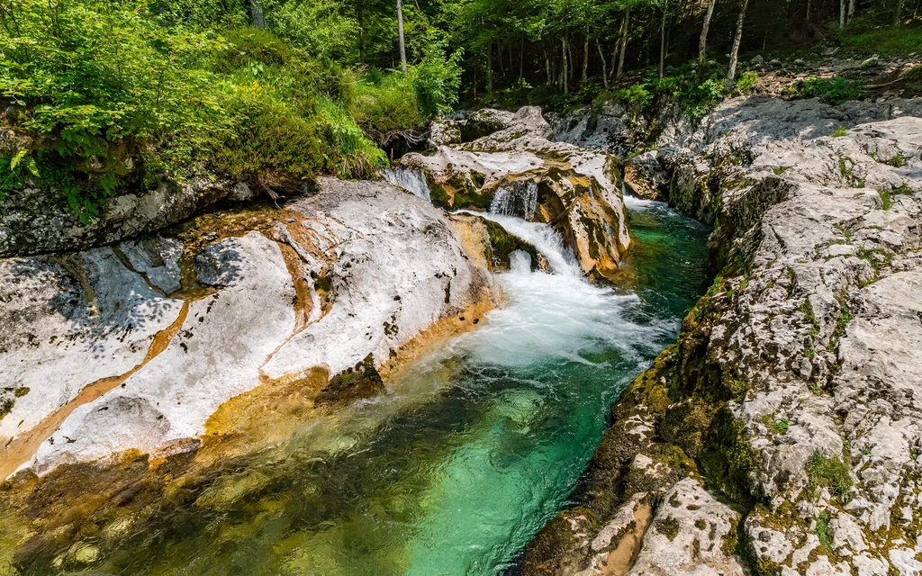Kalksteinformasjoner i Triglav Nasjonalpark | Expa Travel