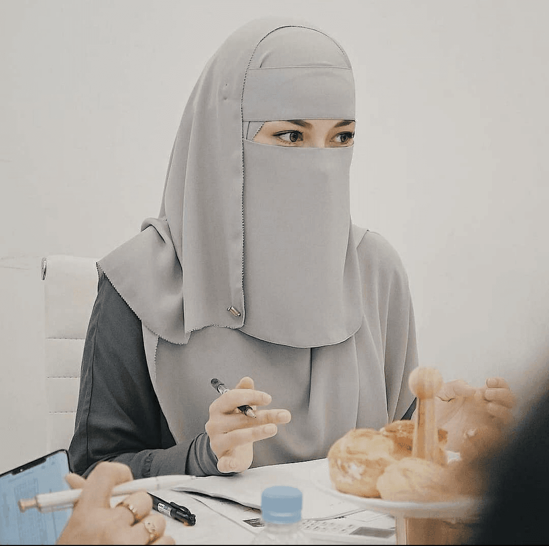 muslim woman with niqap3