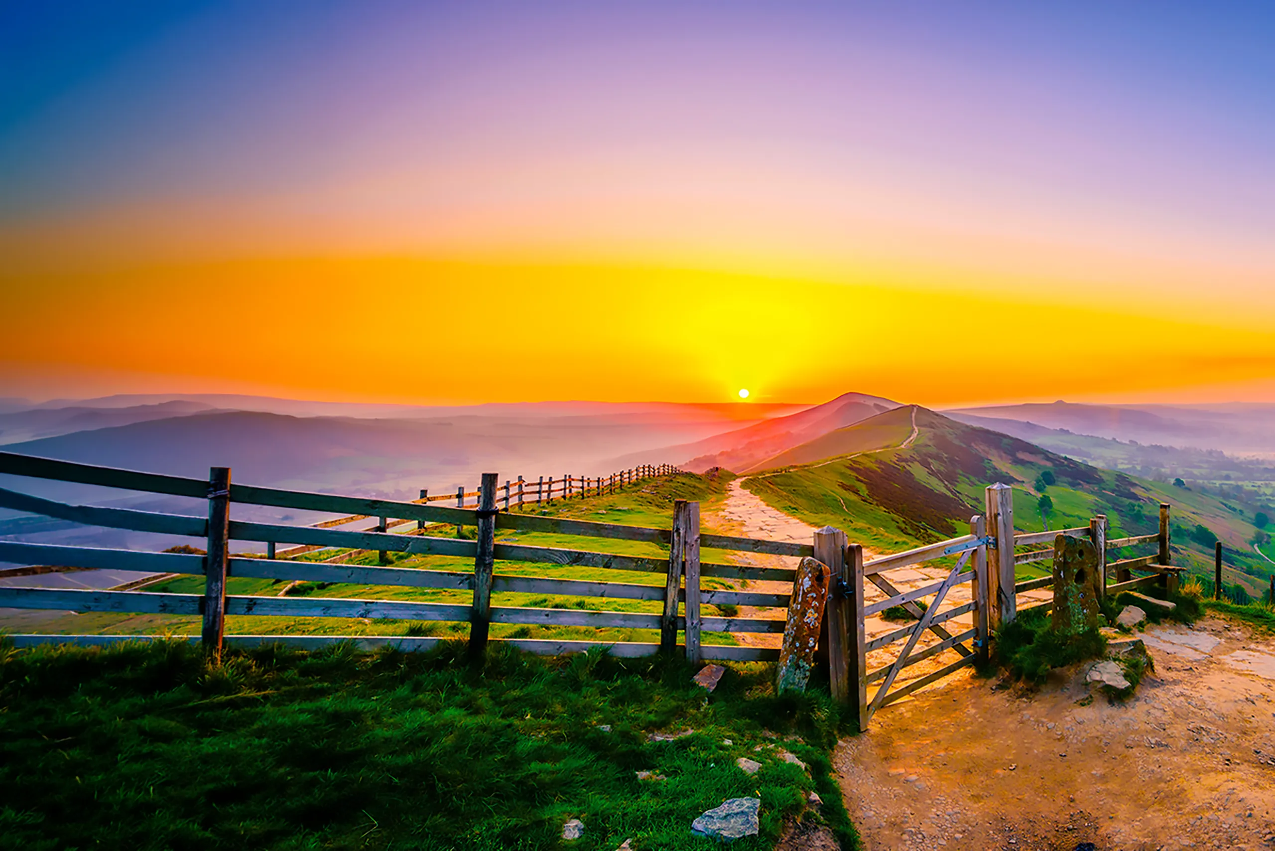 Sunrise at the Dragon's Back, Derbyshire