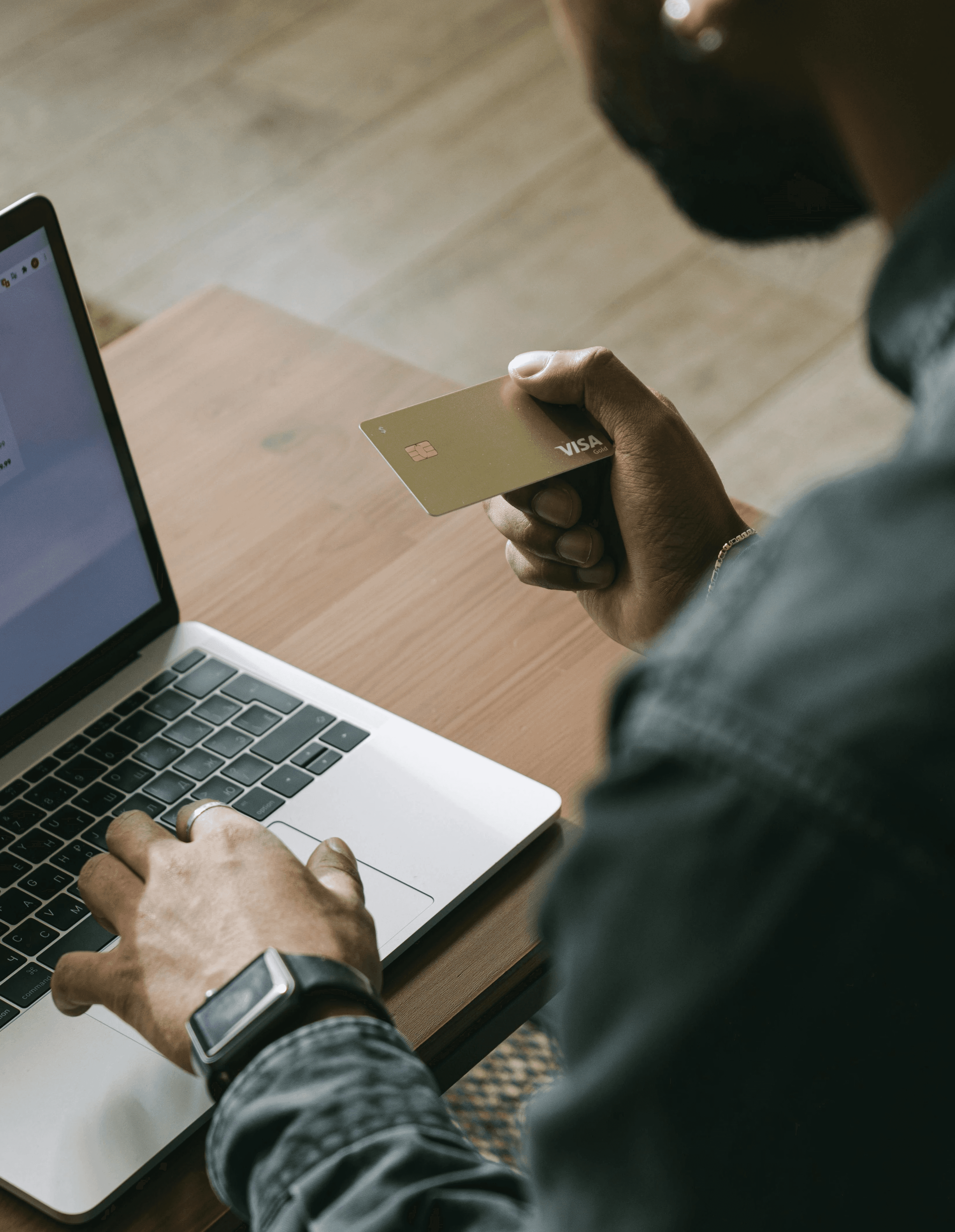 Visa and MasterCard business credit cards representing 0% interest capital structured by Gurfinkel & Partners