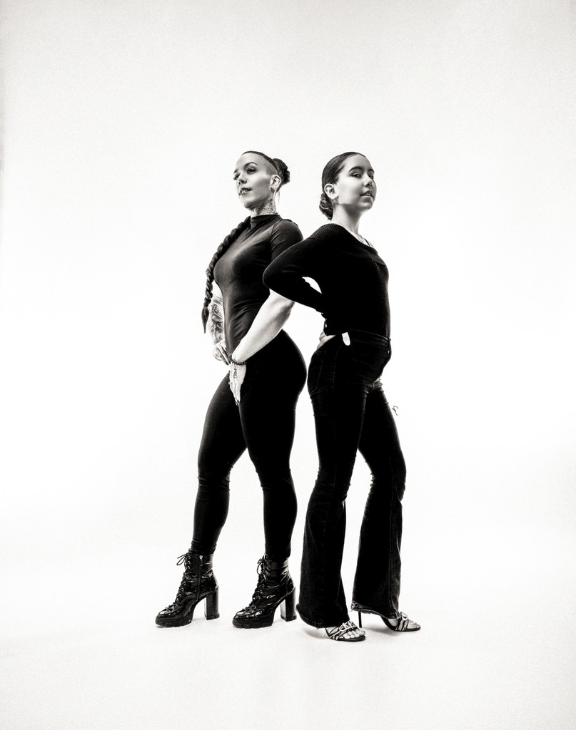 Rituel photographique — portrait artistique — confiance en soi — estime de soi — image de soi — fragment photographique — relique intime Maison Elion — photographe Seine-et-Marne 77 — portrait bespoke sur mesure — timeless photography France — photographie de rituel en France — portrait de luxe — image rare et significative