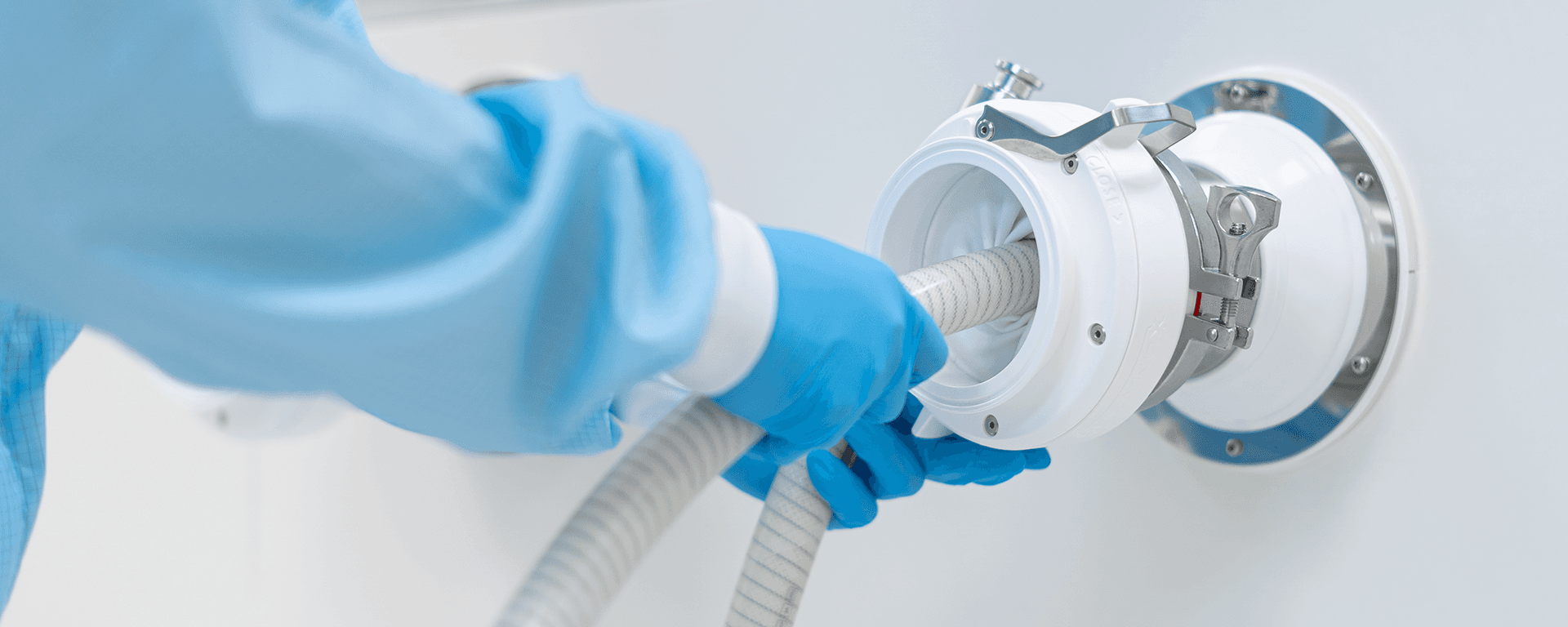Close-up using Romynox  Valve