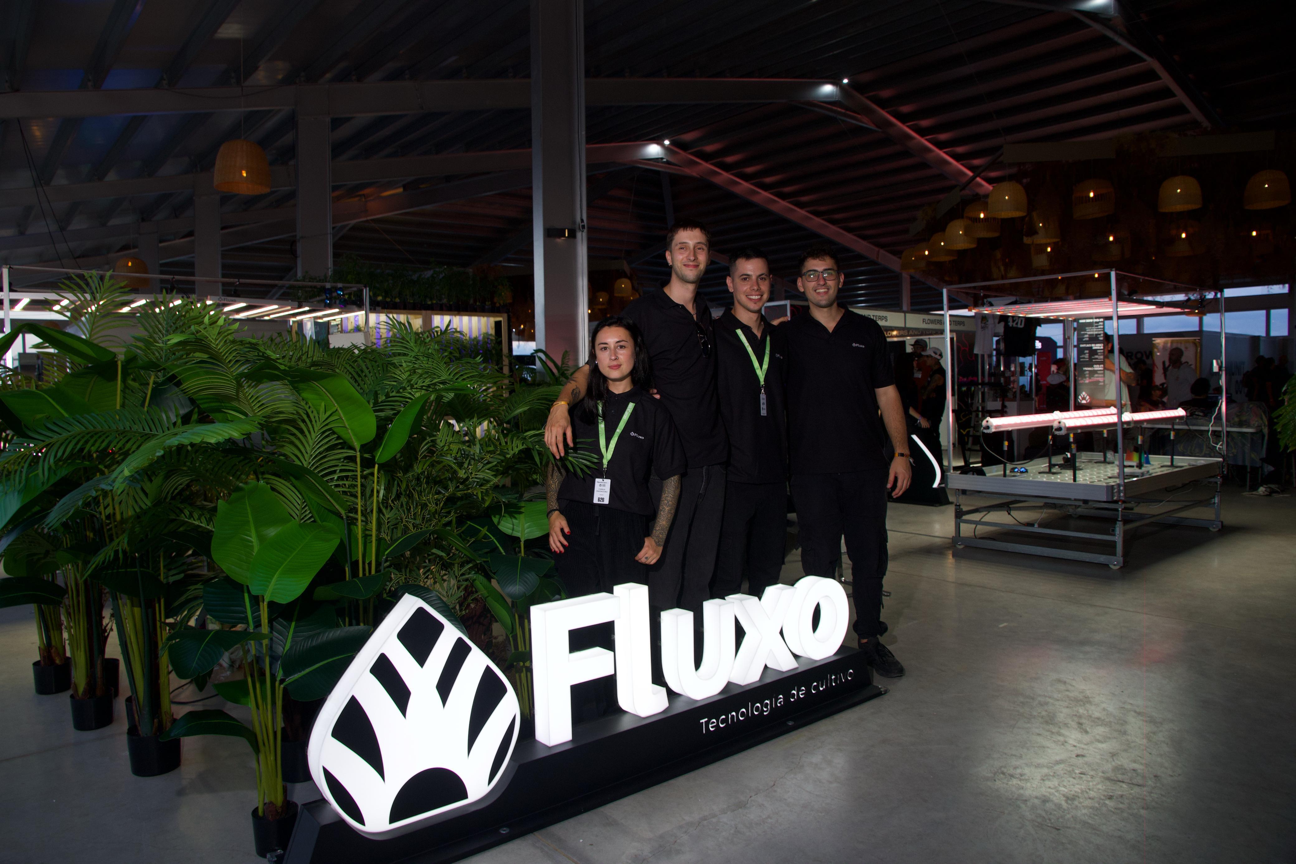 Equipo Fluxo Expo Cannabis