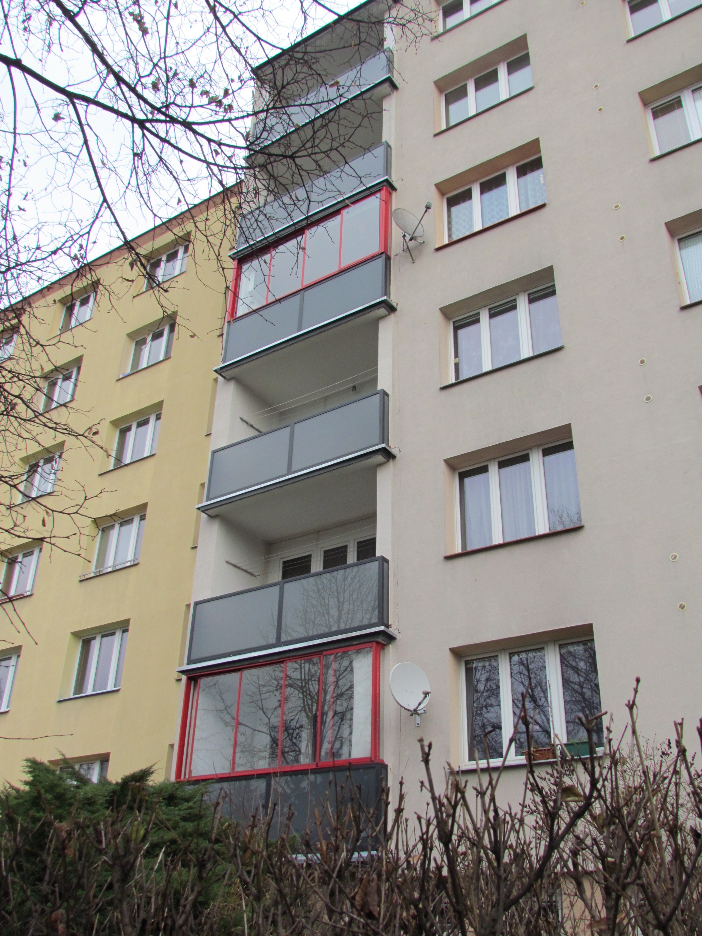 rekonstruce zábradlí