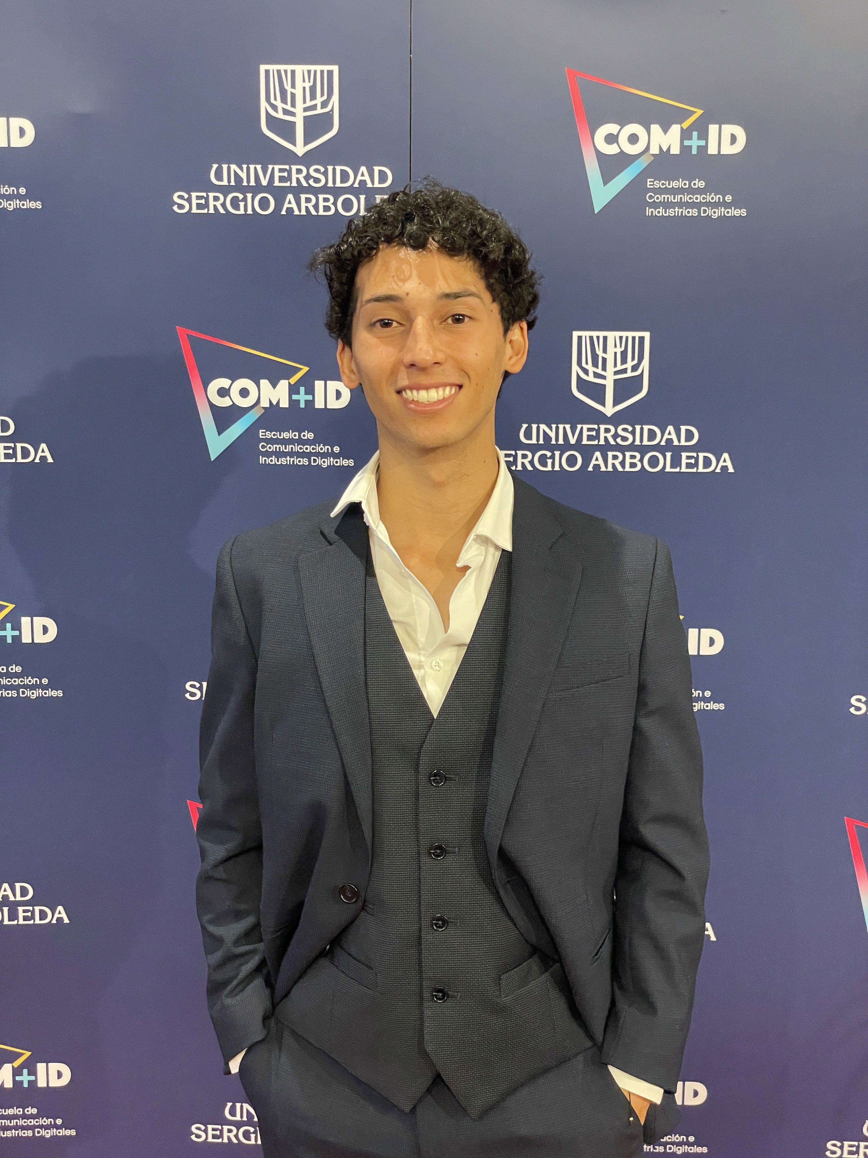 Juan Alejandro Tobos Comunicador social y creador UGC