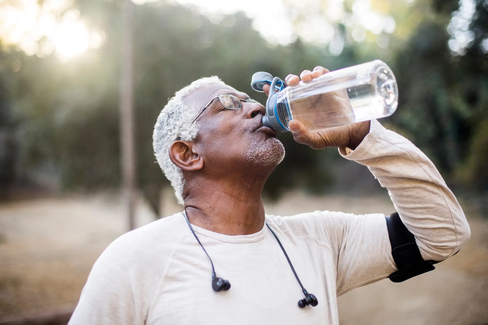 La science de l'hydratation : au-delà de l'eau — comprendre les électrolytes et l'épuisement par la chaleur en été