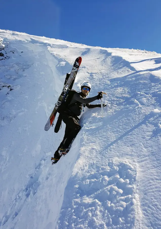 Malin Lobb ski touring in the mountains