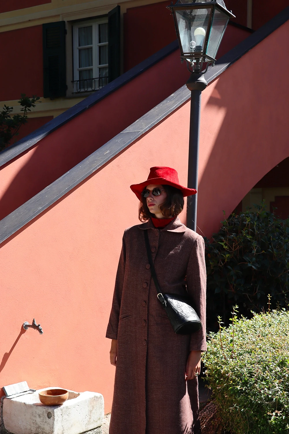 Foto lifestyle per IGI AMA realizzata da Aura Studio, agenzia genovese specializzata in content creation e social media strategy per brand di abbigliamento giovani e indipendenti.