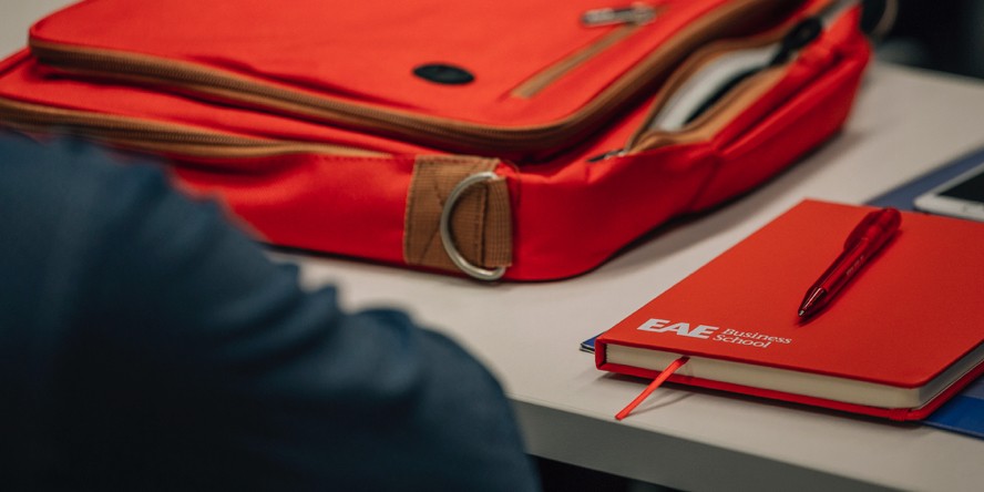 The image featured in the carousel #4