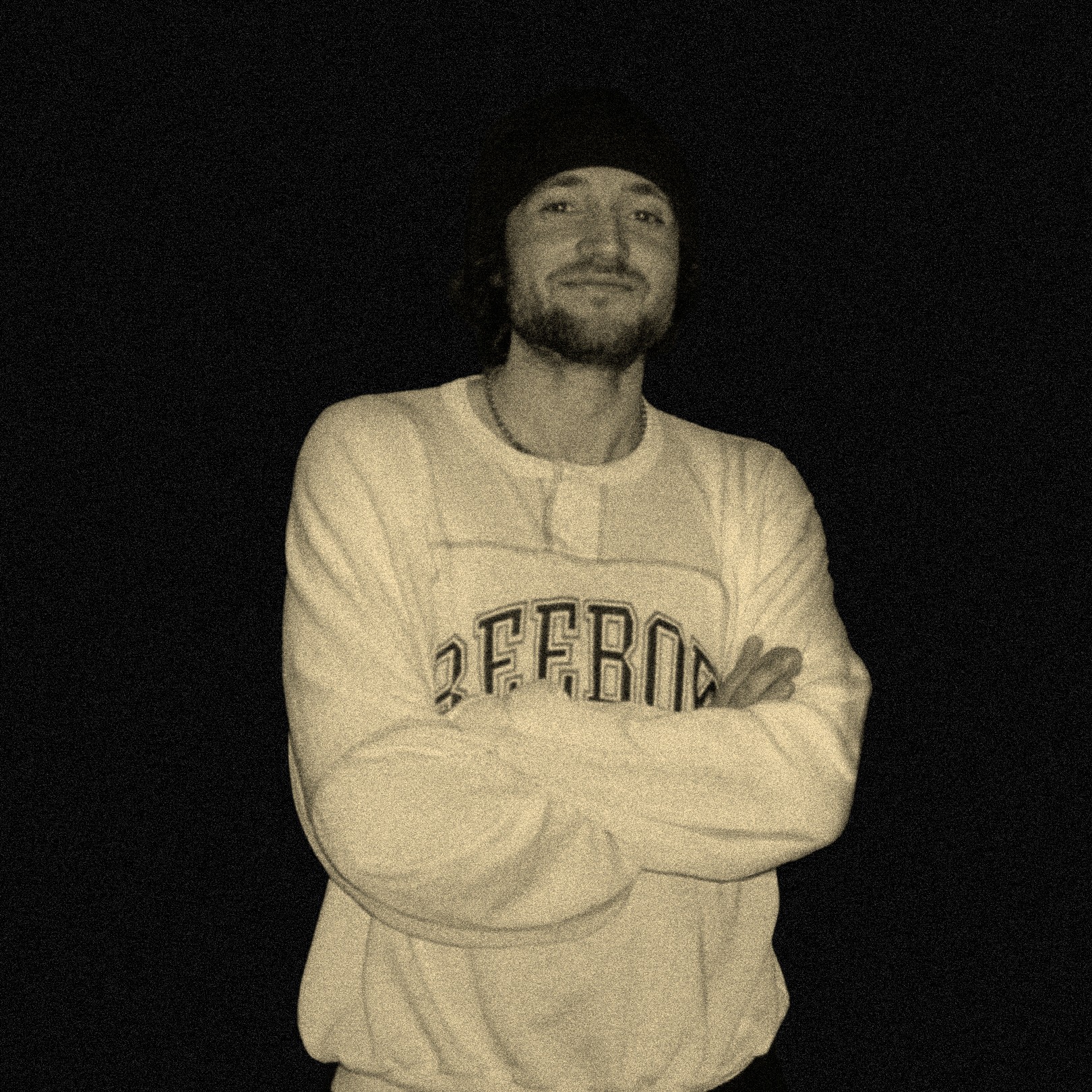 Arno is a New York based producer and member of the Boysarerolling collective. Known for his genre bending, texture heavy production, he’s built a growing catalog through his work with Joey Bada$$, plus collaborations with artists like ian, KayCyy, and JT.