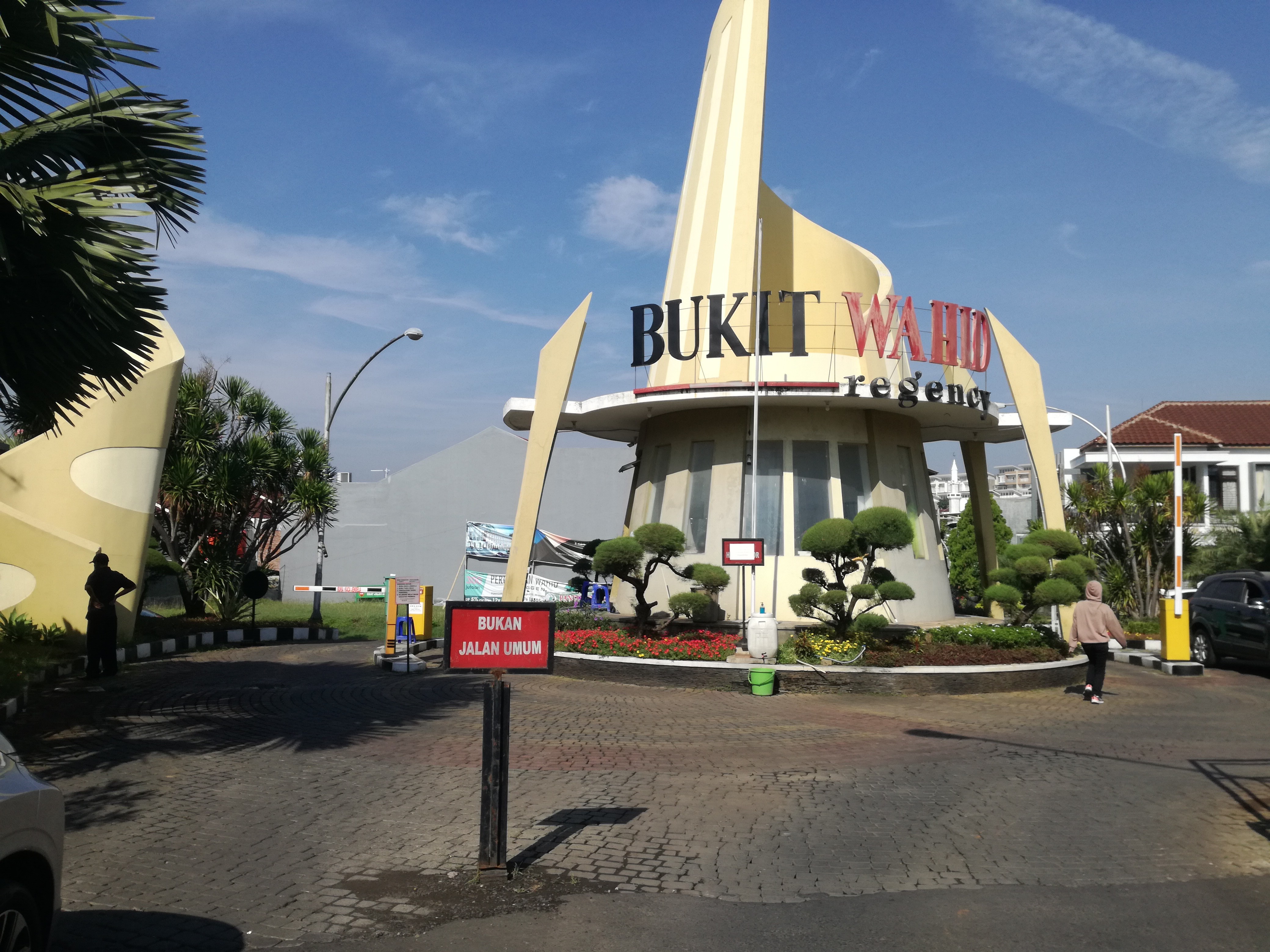 Gapura Bukit Wahid Regency