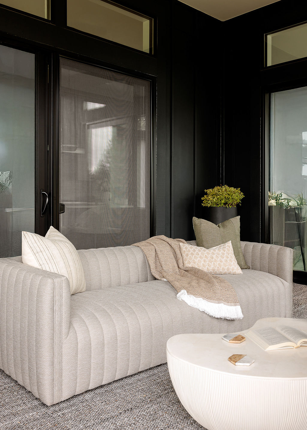 We’re so excited to share details from The Woodinville House: Outdoor Living –– one of our favorite interior design + professional organizing projects in Woodinville, WA..