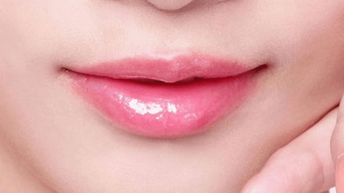 Môi trên mỏng môi dưới dày là tuýp người bản lĩnh và có chí tiến thủ