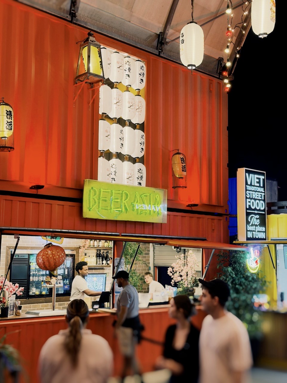 Asia Street Bar at Eat Street Northshore