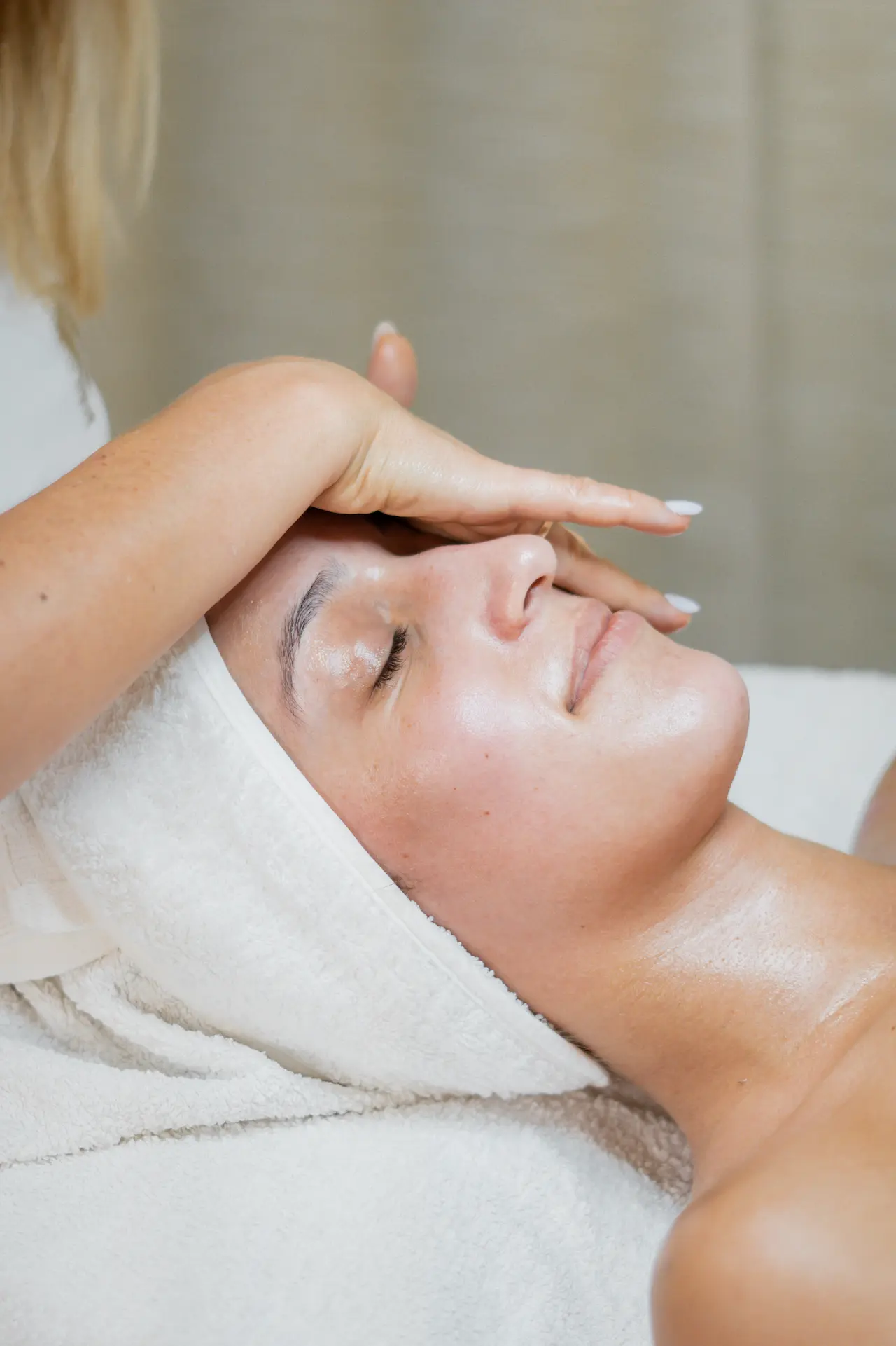 limpeza-de-pele-profunda-dermalum-santa-maria-da-feira