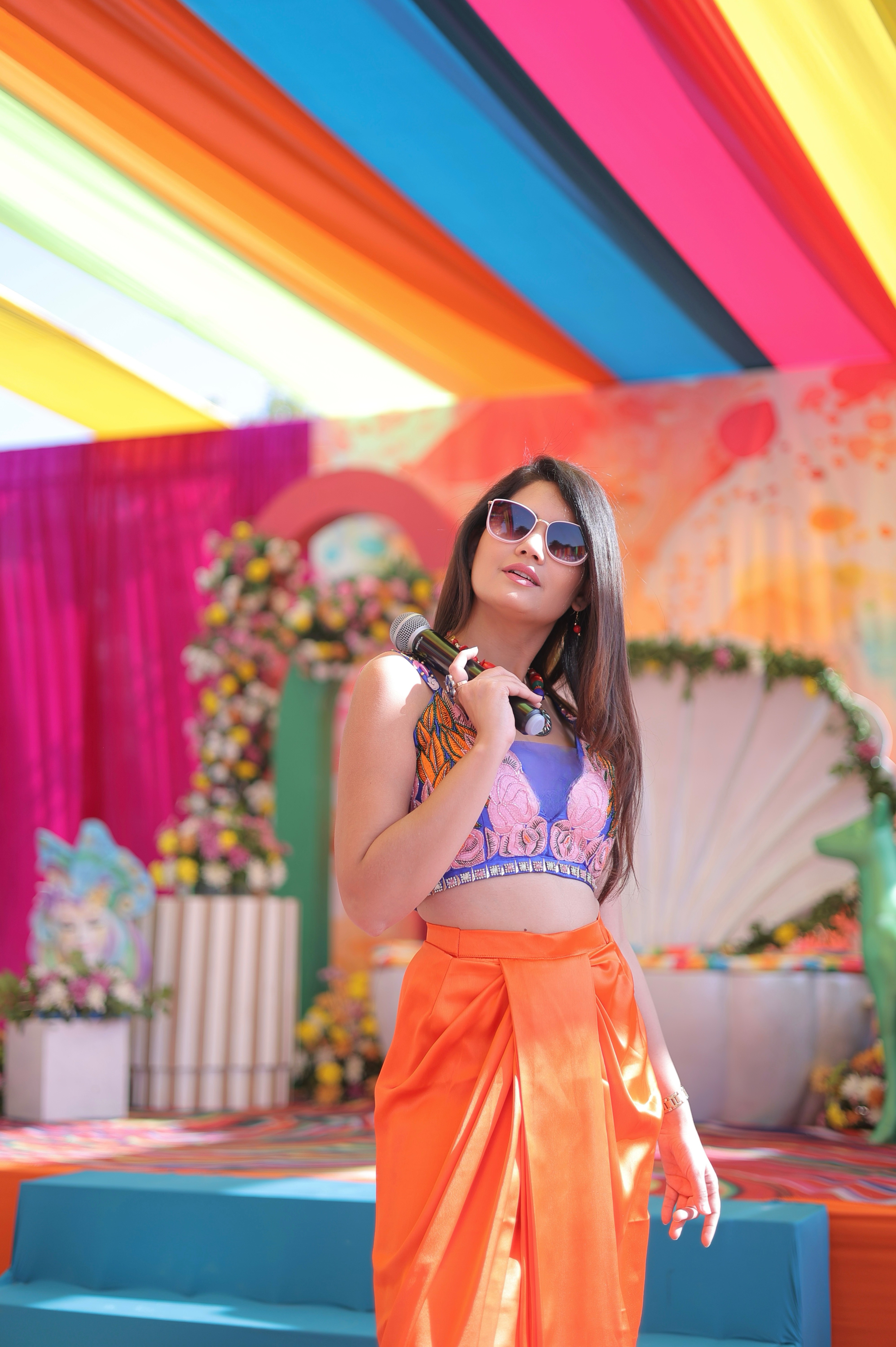 Almas professional anchor portrait