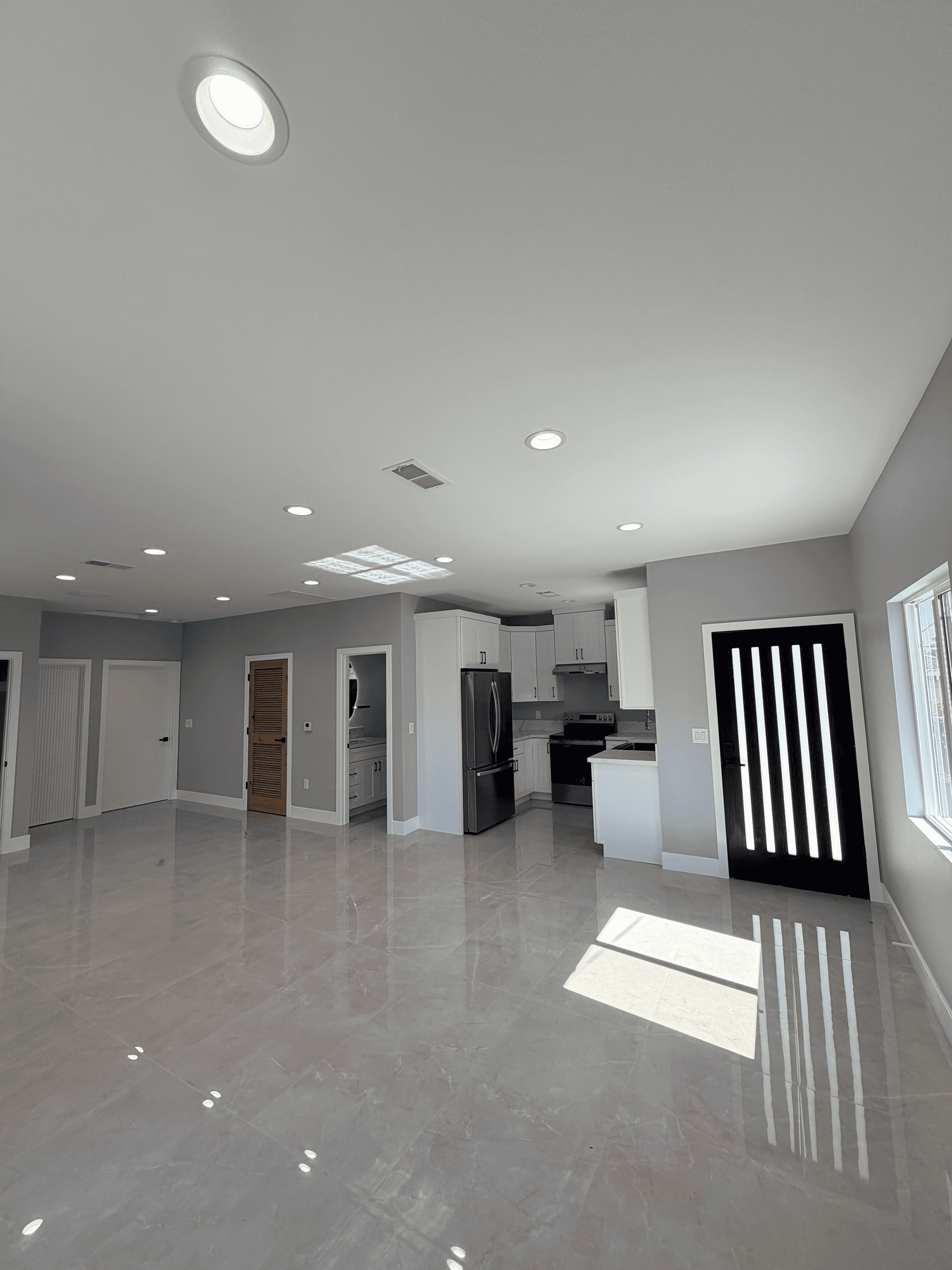 Walk-in shower and tile work in new ADU bathroom – THP Construction