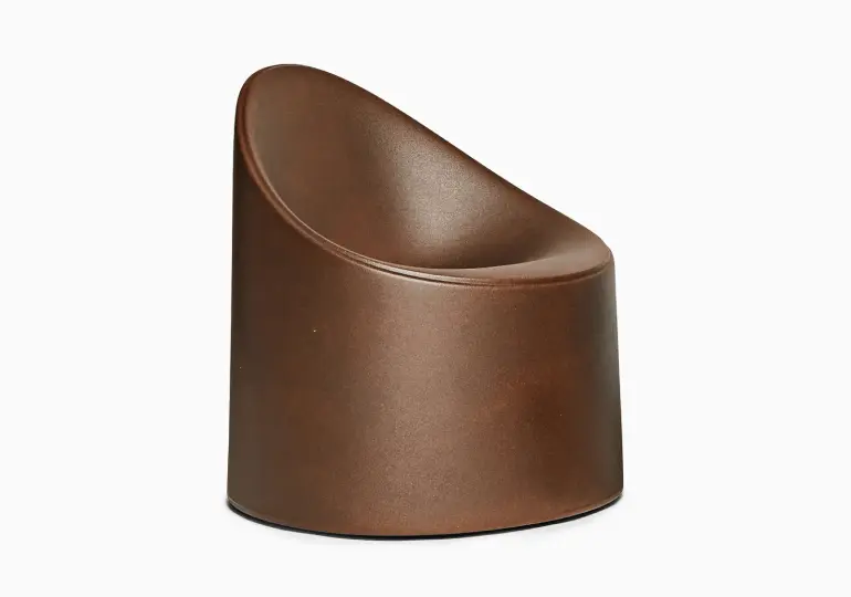 Sillón Bay en Corten de Raffaella Mangiarotti para Serralunga