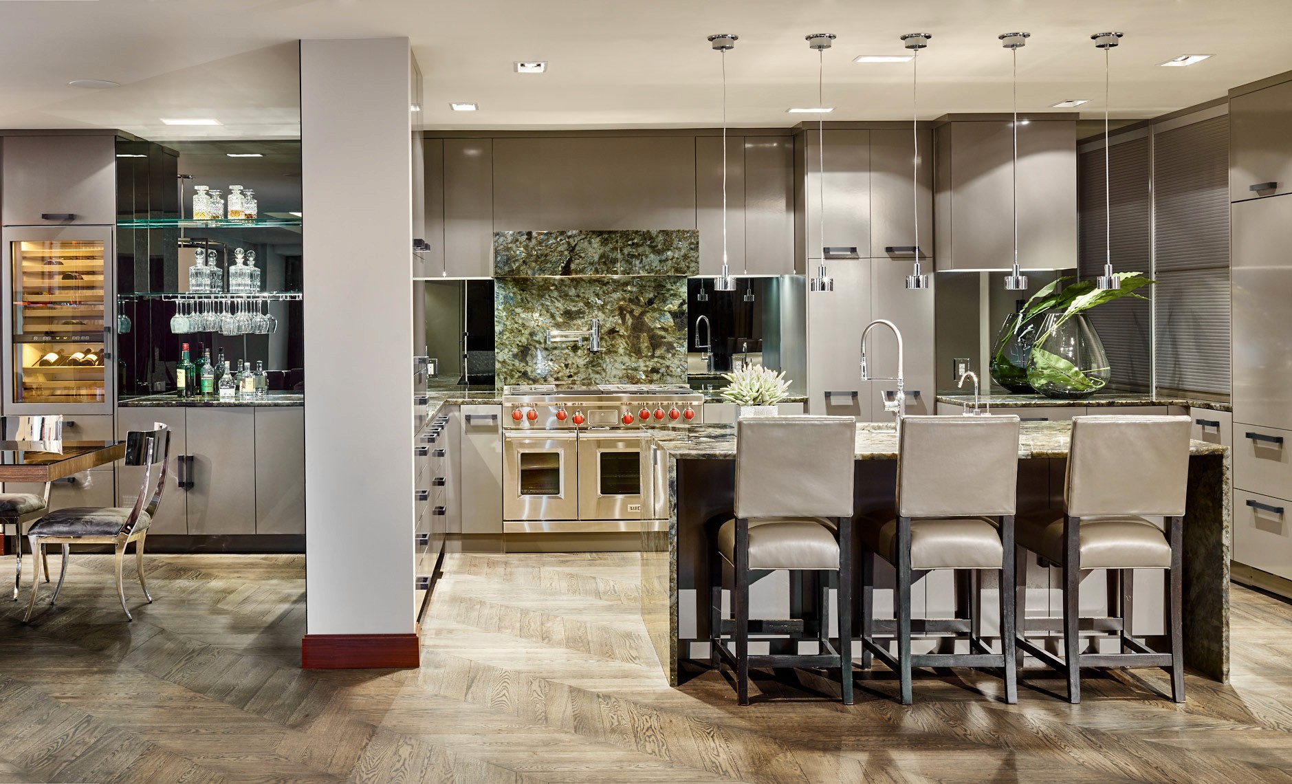 FOUR SEASONS_PENTHOUSE 02_KITCHEN