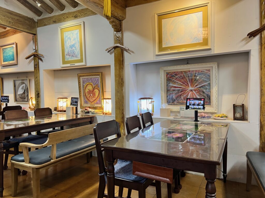 The inside of the restaurant in Seoul