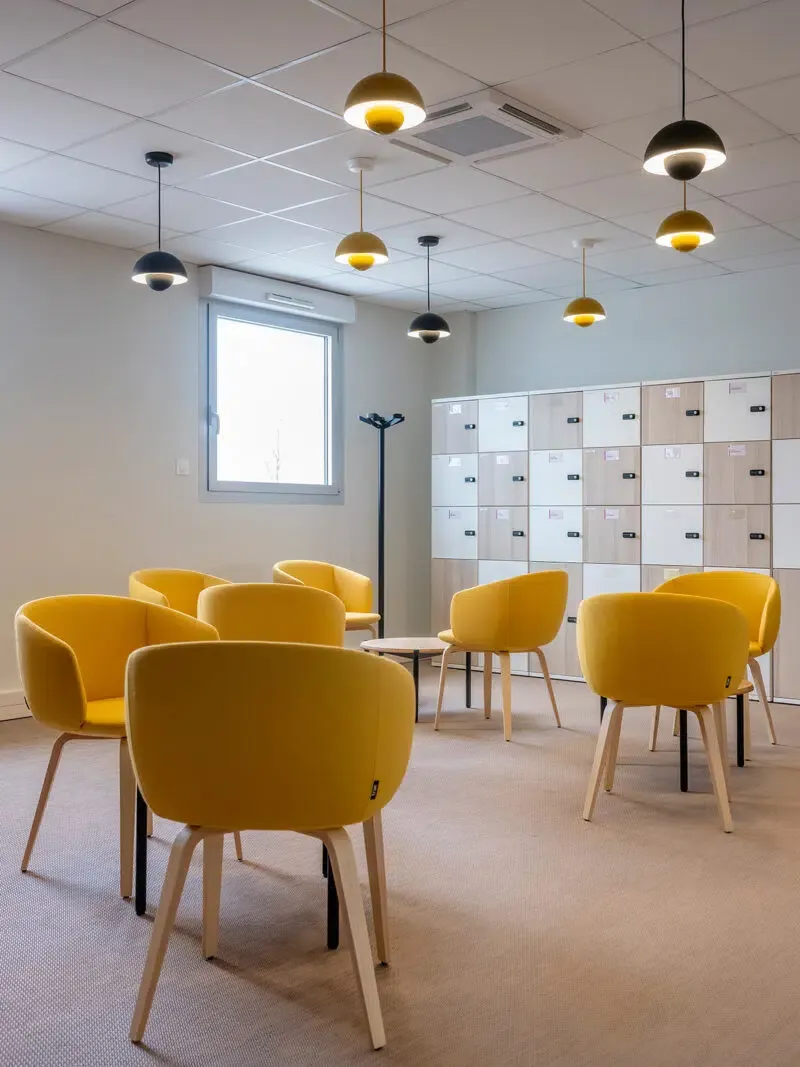 terrasse de bureaux extérieur avec verrière — photographie architecture intérieure Lille Nord | Anteale Yann Manac’h 2025