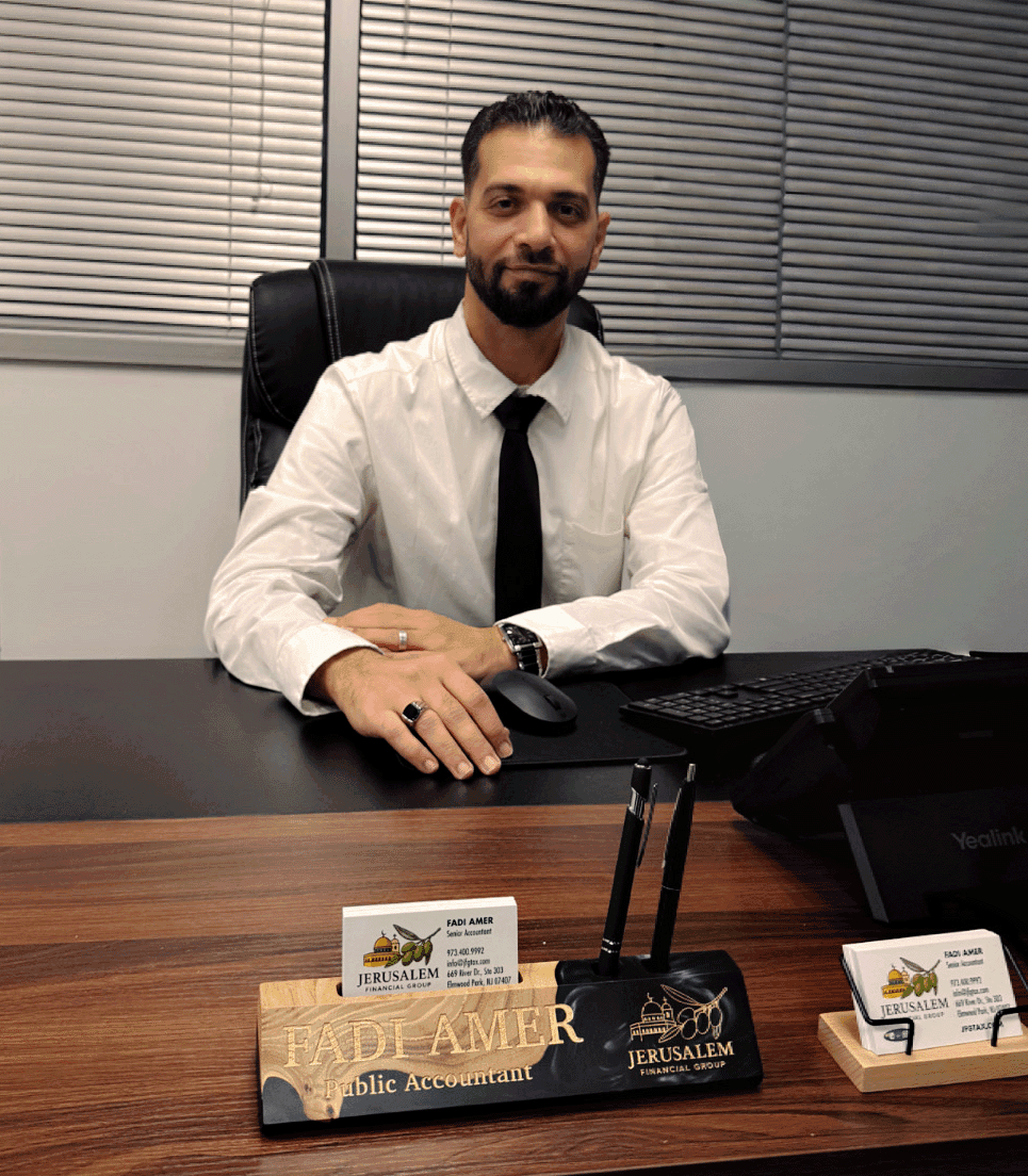 Professional accountant and client having friendly consultation in modern office, reviewing financial documents together, warm natural lighting, professional but approachable atmosphere, business casual, shallow depth of field