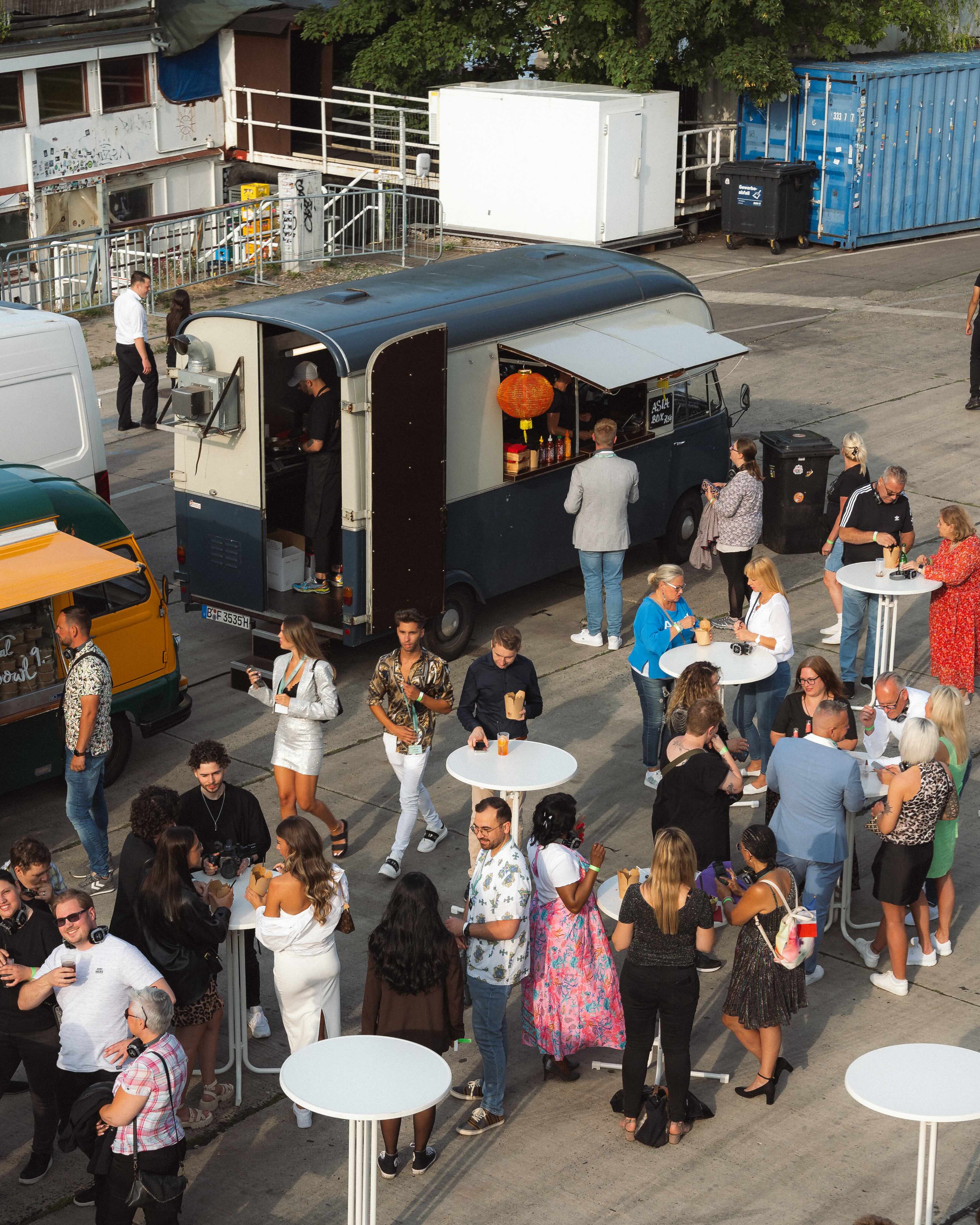 Foodcourt Catering Berlin für Firmenfeier - Kopf und Gaumen
