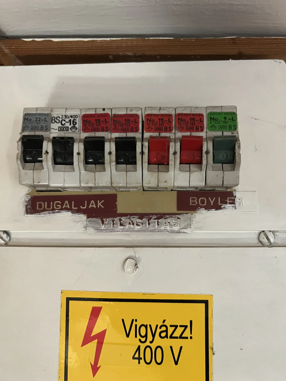 Régi bakonyműves elosztó