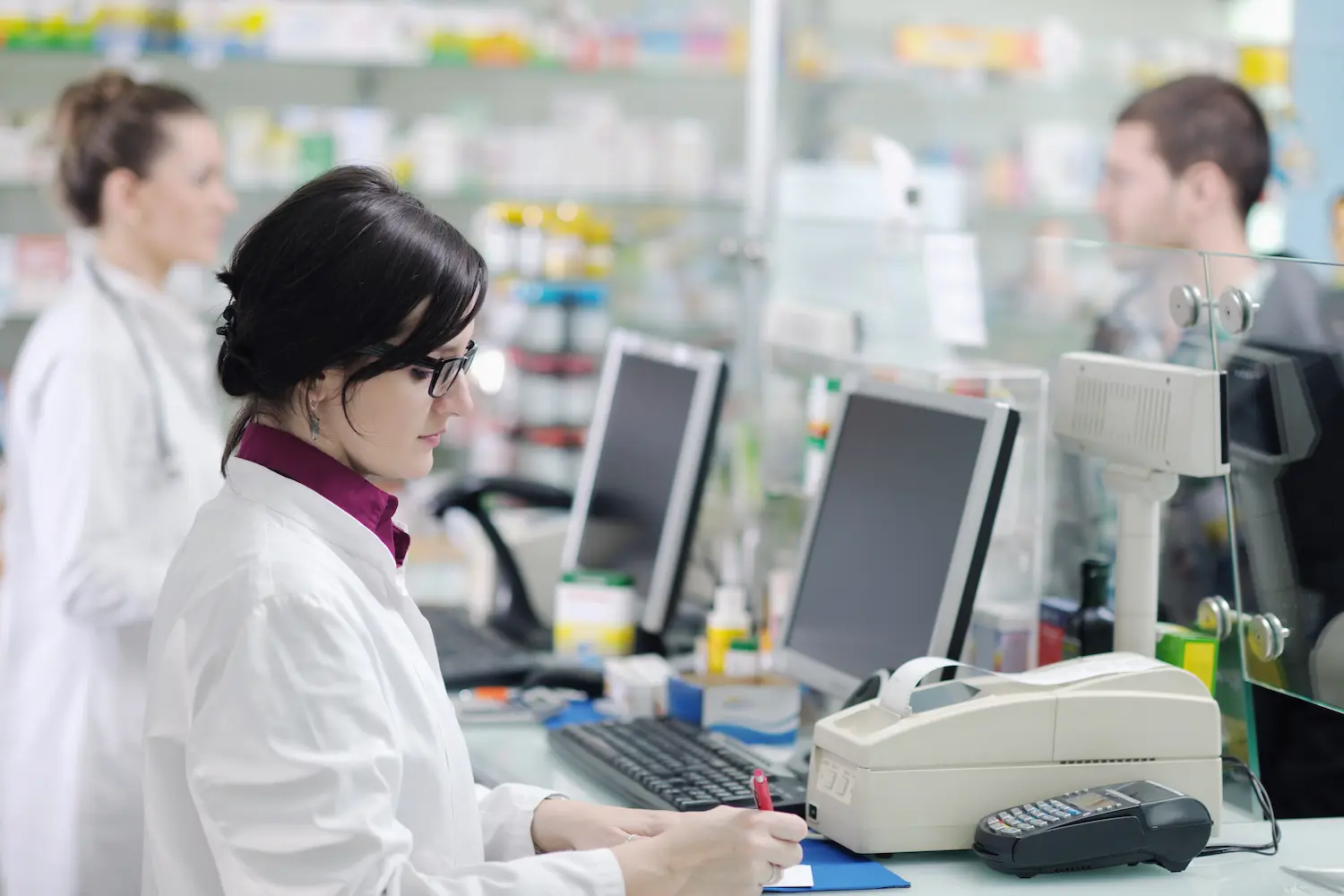 Digitalización de la oficina de farmacia 2026: guía